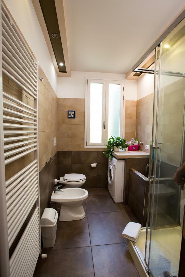 Guasto Apartment Bologna Eksteriør billede